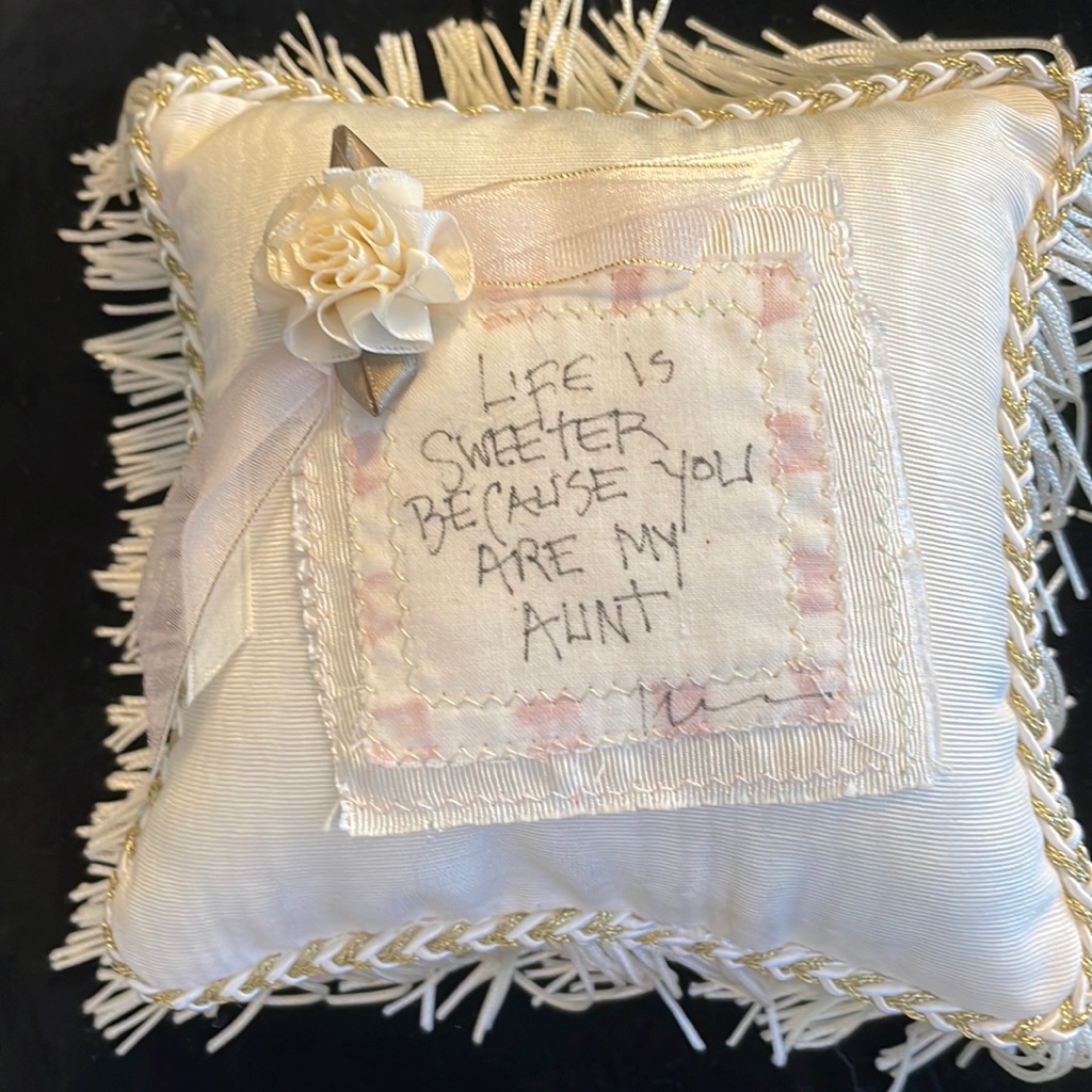 Tiny Pillow